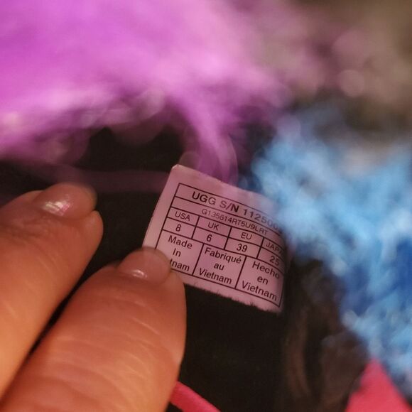 UGG Fluff Yeah Party Spots Slipper Sandals Size 8 - Picture 5 of 9